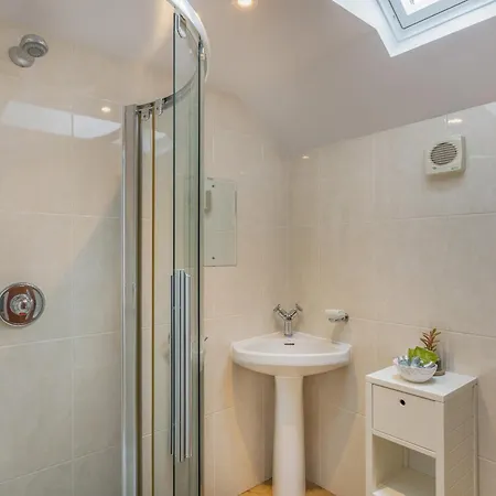 Bay - Uk44720 Holiday home